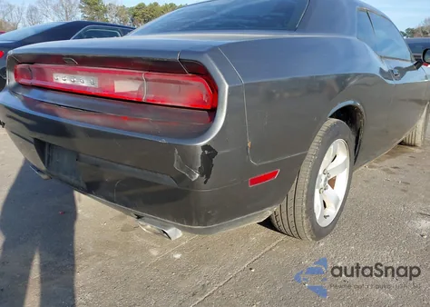 2011 Dodge Challenger z USA, uszkodzony, nr VIN 2B3CJ4DG6BH510913